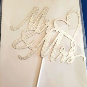 Mr and Mrs Wedding Cake Topper